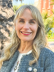 Headshot photo of Lydie Rashel.